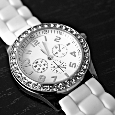 women strap watch